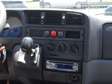 Peugeot Boxer 270 CS TDdi 2.5